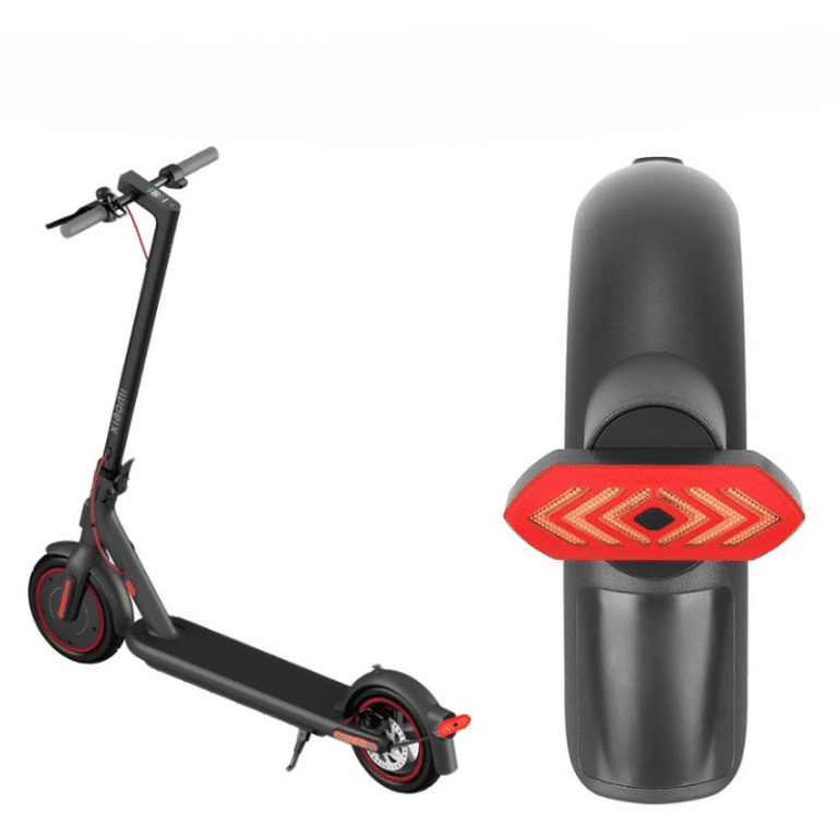 Garde-boue-d-origine-pour-scoote (4)_cleanup