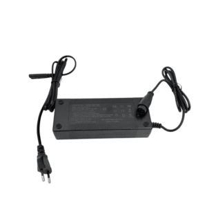 Chargeur trottinette 58.1V 2A LP16
